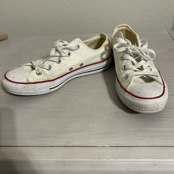 White Converse - Picture 3 of 5